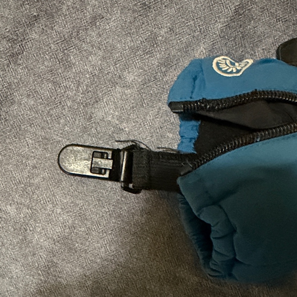 Calikids Mittens - Picture 2 of 2